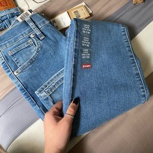 Levi’s Mile High Super Skinny Jeans